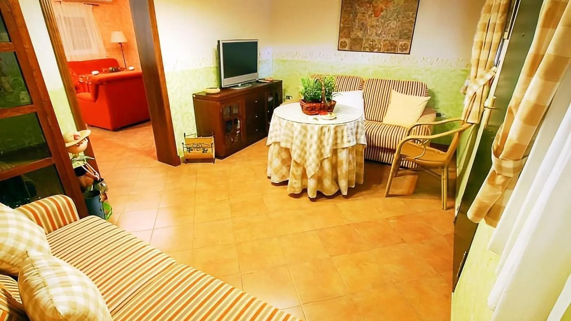 Chalet Con Piscina Privada Y Amplio Jardin En El Puerto De Santa Maria - Solo Familias Y Parejas