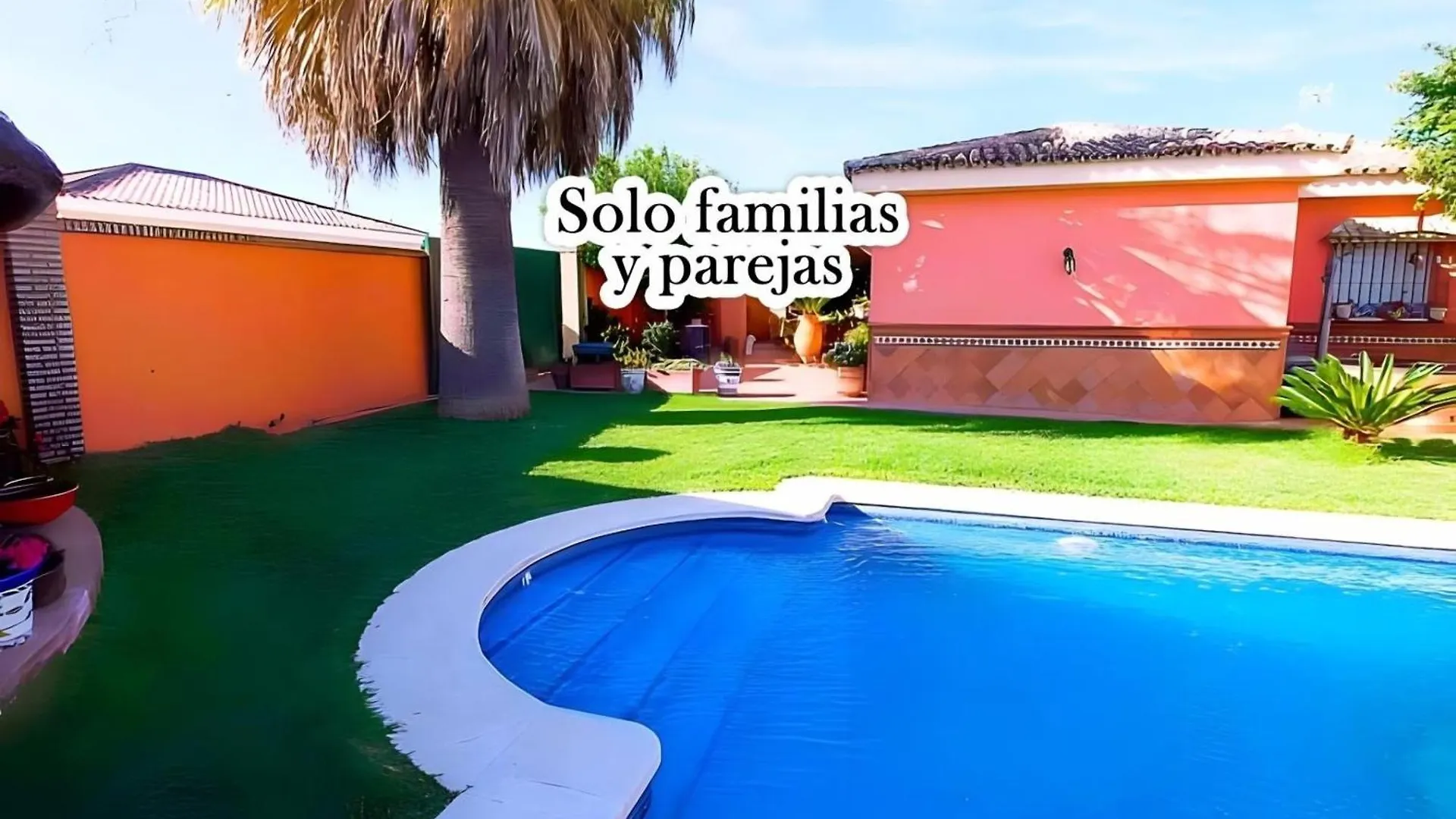 Chalet Con Piscina Privada Y Amplio Jardin En El Puerto De Santa Maria - Solo Familias Y Parejas