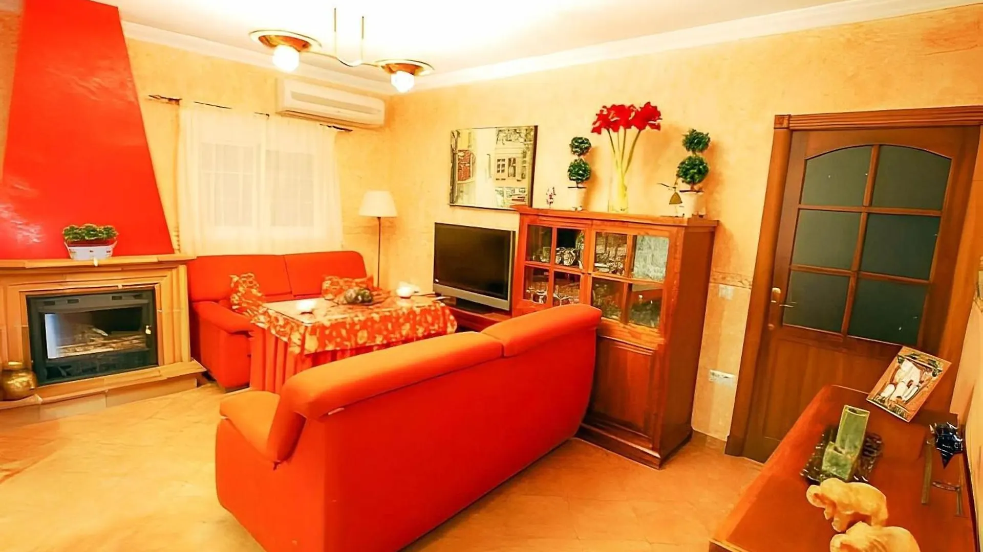 Chalet Con Piscina Privada Y Amplio Jardin En El Puerto De Santa Maria - Solo Familias Y Parejas Holiday home